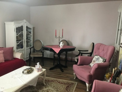 Apartament cu 3 camere, zona Elisabetin