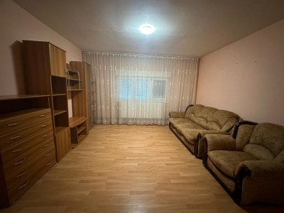 Apartament 3 camere DECOMANDAT in zona Dambovita. 2 Bai. PARTER