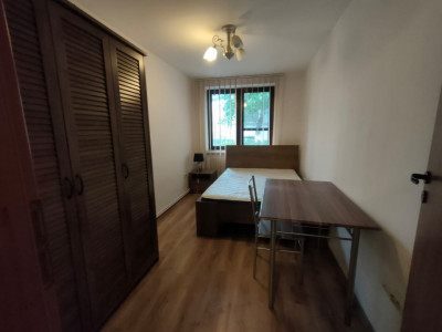 P3712 Apartament cu 3 camere decomandat, zona Medicină