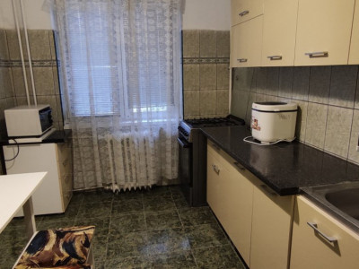 P3746 Apartament cu 3 camere, zona Gheorghe Lazăr