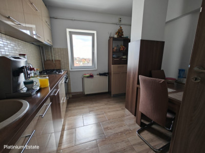 P4053 Apartament cu 3 camere decomandat, Bl. Liviu Rebreanu