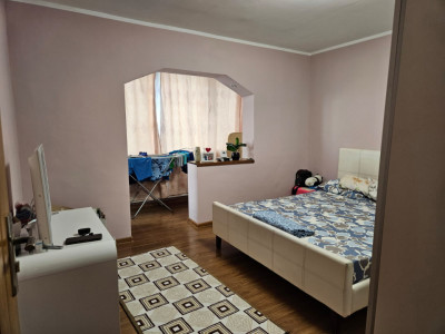 P4150 Apartament cu 3 camere decomandat, zona Bucovina