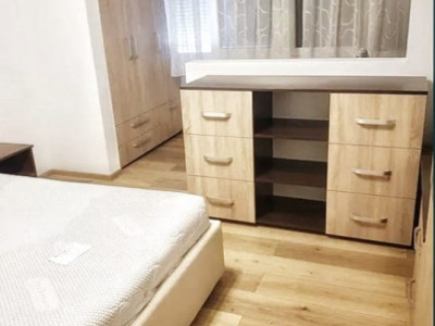 P4414 Apartament cu 2 camere DECOMANDAT, zona Complexul Studențesc