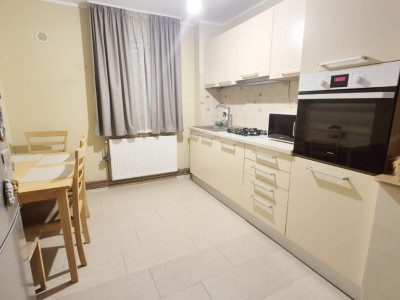 P4418 Apartament cu 3 camere, zona Circumvalațiunii